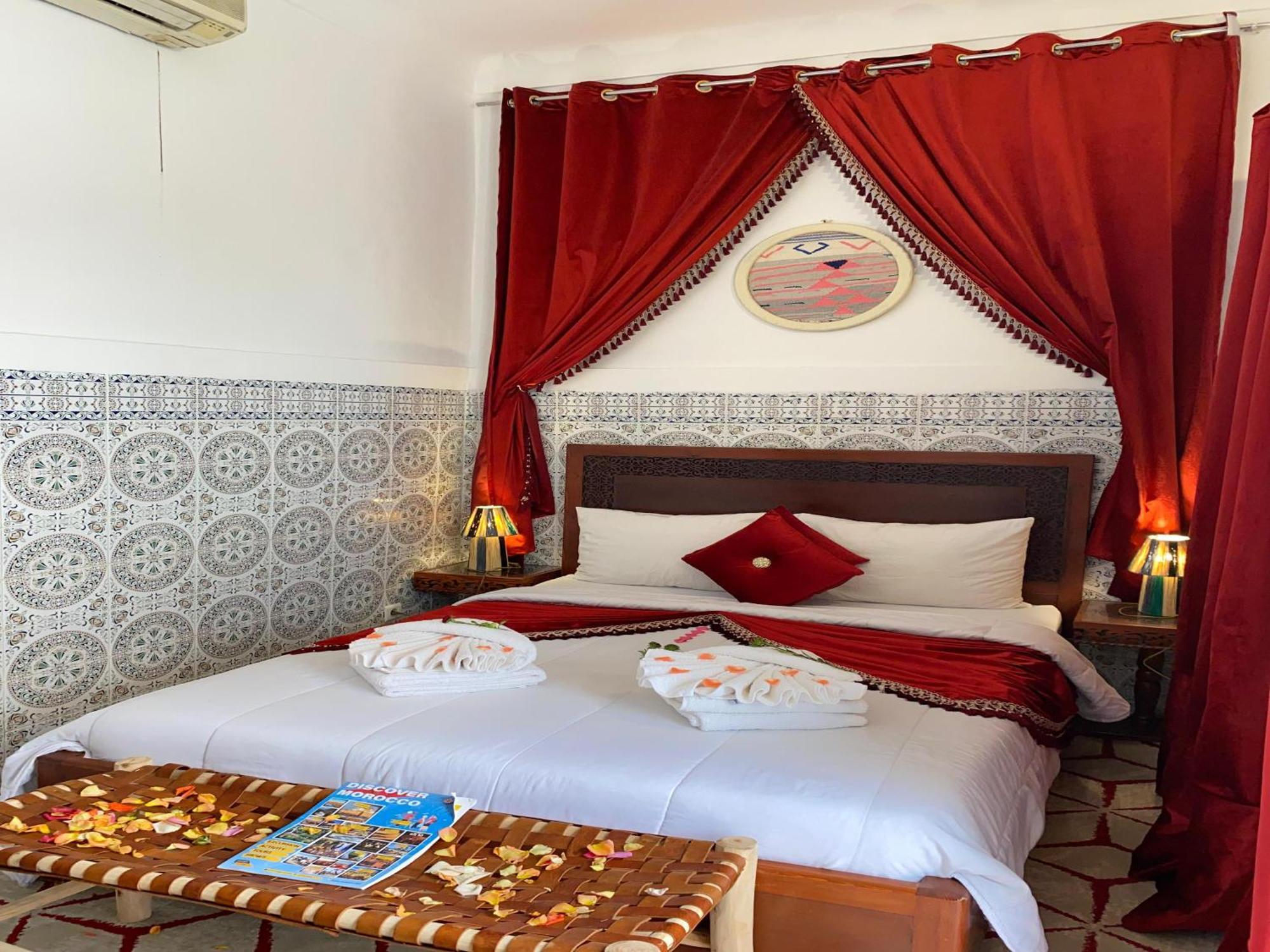 Riad Lazord Marrakesh Bagian luar foto
